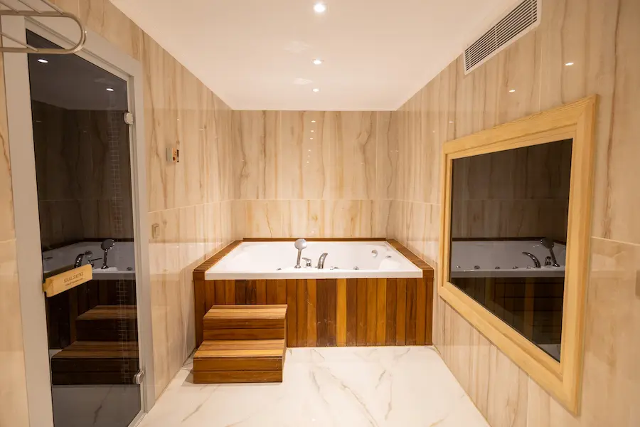 Home Jacuzzi